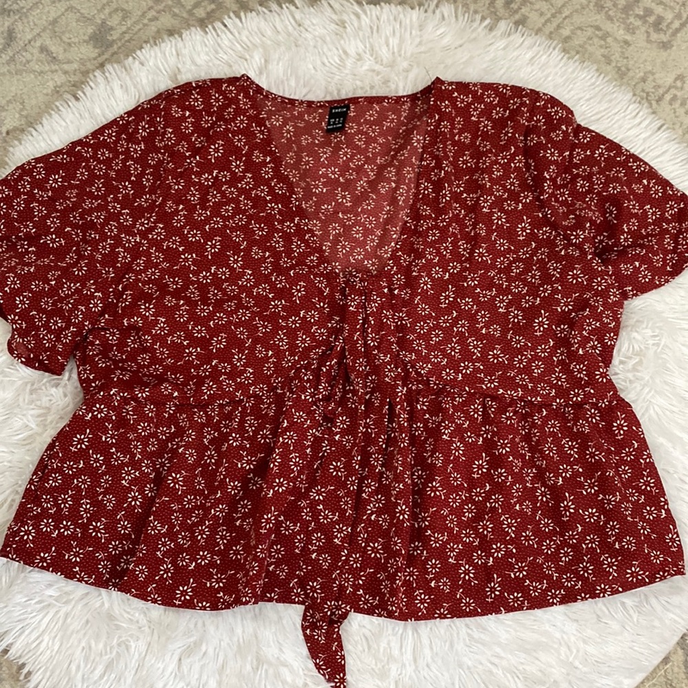 ✨Floral Crop Top